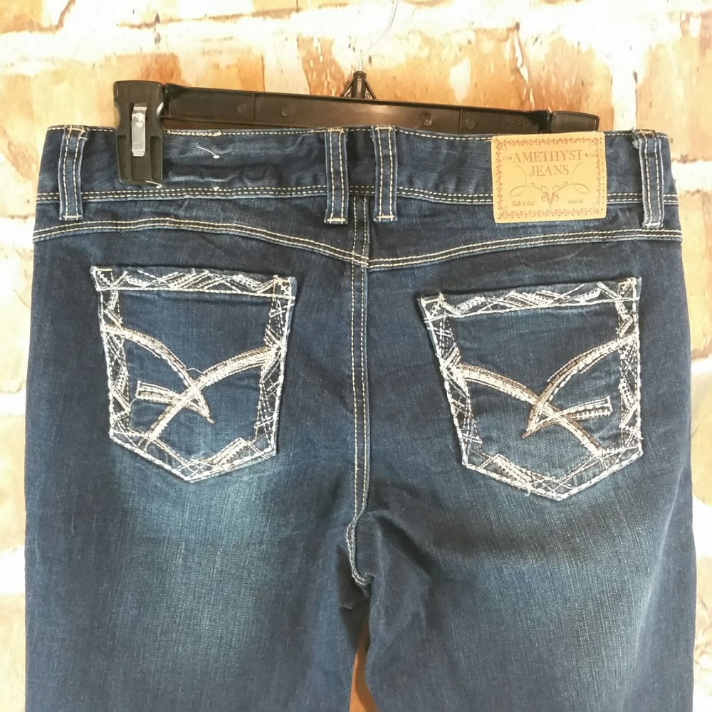 AMETHYST WOMEN'S JEANS SIZE 7